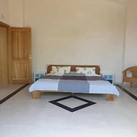 Casa de Férias La Fiumarella Apartamento Azzurro Avola